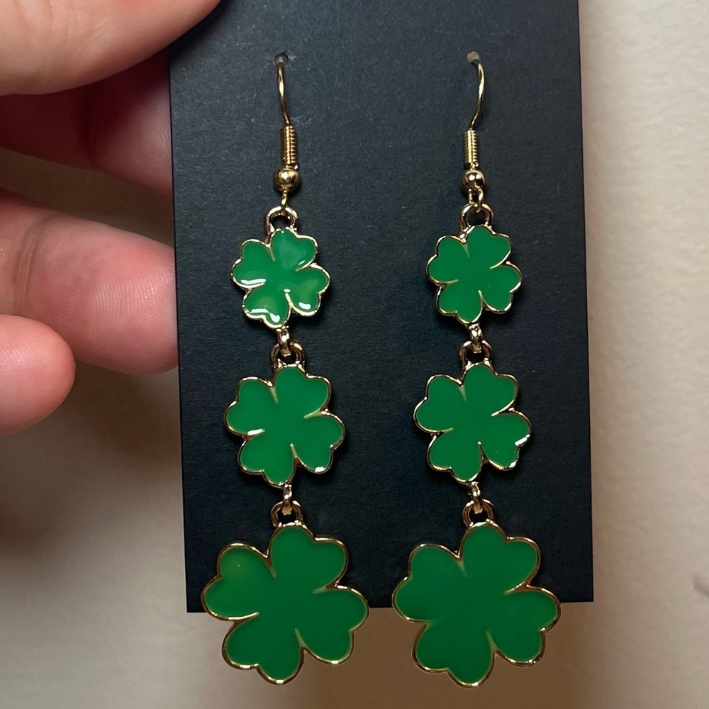 St. Patrick’s Day Earrings 2 Pairs Shamrock Dangle & Leprechaun Hat Green Gold